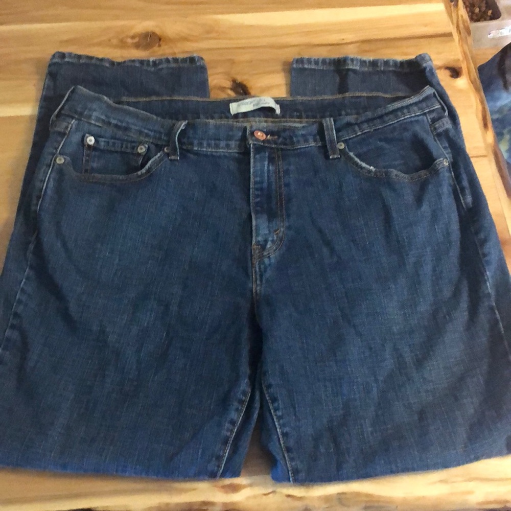 Women’s Levi Jeans Size 16